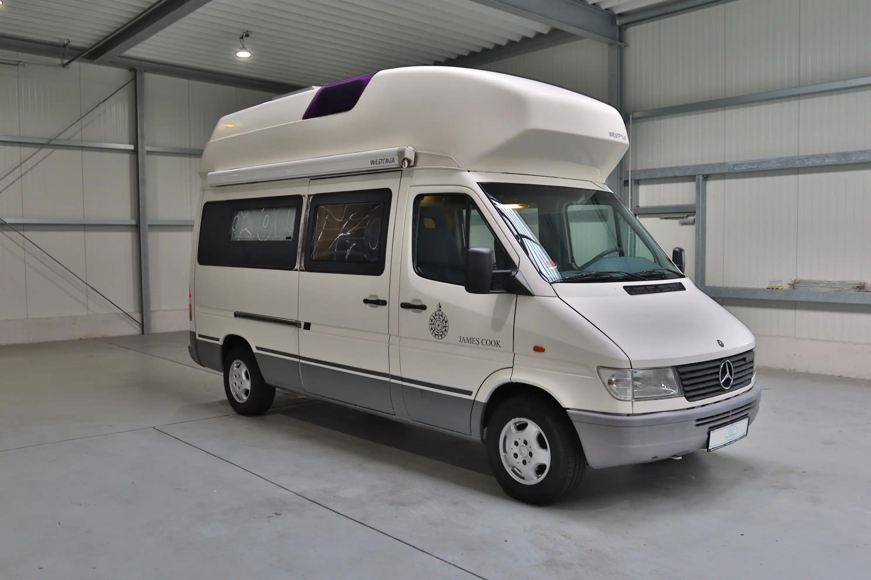 WESTFALIA James Cook